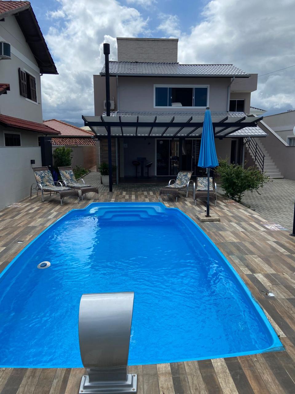 Piscina da casa de temporada na Ponta do Papagaio
